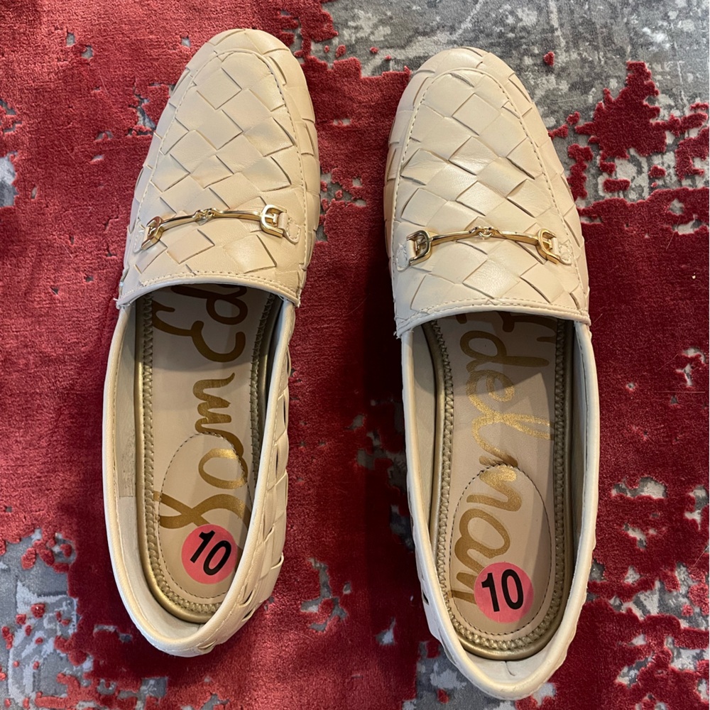 Sam Edelman Beige Woven Loafers with Gold Accents
